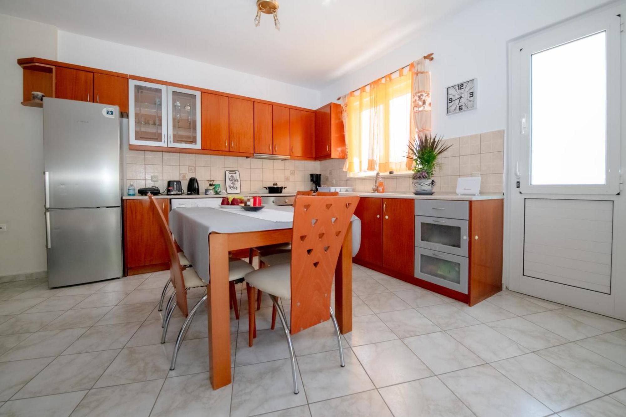 Rodini Sun Apartment *